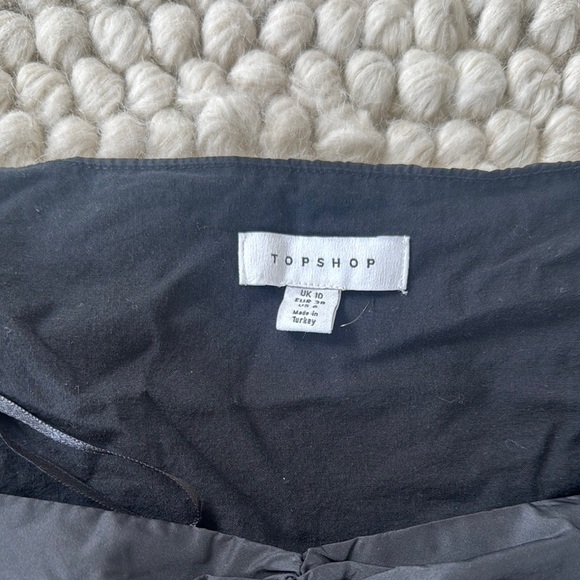 Topshop Black Puff Sleeve Blouse - Picture 2 of 4